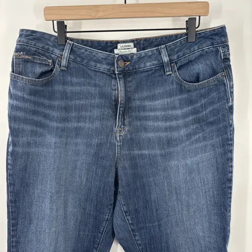 L.L. Bean Favorite Fit Womens Straight Leg Blue Jeans Size 16 Medium Tall