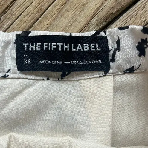 The Fifth Label White And Black Floral Print High Waisted Shorts Size XS