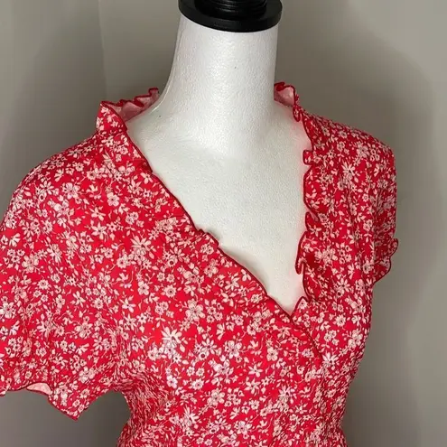 NWT Made With Love ❤️Baby Doll Dress. Size Large. Floral Red