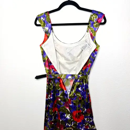 Maggy London multicolor floral bodycon belted cocktail mini dress size 8 NWT