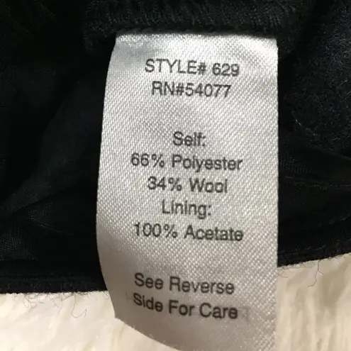 CAbi  Charcoal Grey Andy’s Mini Skirt Wool Blend Side Pockets Size 4 thumbnail 7