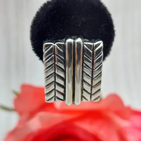 Great Silver Tone Textured Square Clip On Earrings Etched Mirrored CUTE .75"