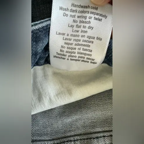 Judy Blue High Rise Skinny Tummy Control Jean with Distressed Hem size 15 / 32