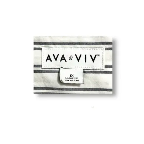 Ava & Viv Gray Striped Button Down Shirt Floral Embroidered Office Preppy Sz 1X