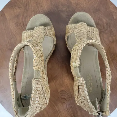 Kenneth Cole Reaction Womens Live It Up Sandals 6.5 Cream Woven Straw Wedge Heel Tan