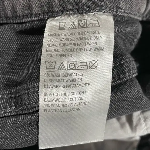 New Girl With Curves Raw Hem Ankle Length Girlfriend Jeans Gray Wash Size 4