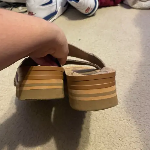 REEF  Cushion Hi Vista Women's Comfort Platform Sandals in color chocolate size 8