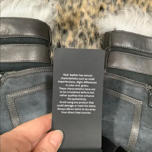 Alexander McQueen HOST PICK 🥳 🥳 MCQUEEN DOUBLE ZIP SHEEPSKIN BOOTS