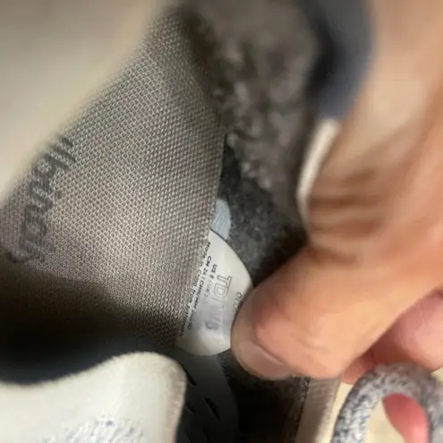 Allbirds Women Wool Runner Sneakers Light Blue White Knit Lace Up Comfort Sz 8