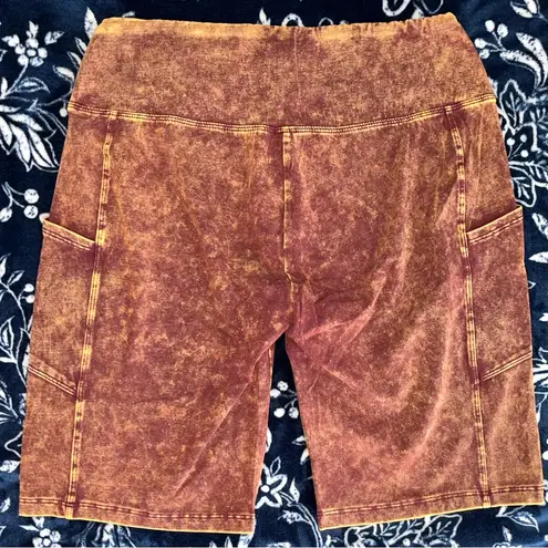 Zenana Outfitters NEW! Plus Size Mineral Wash Biker Shorts w/ Pockets 2X Waist 16-19”