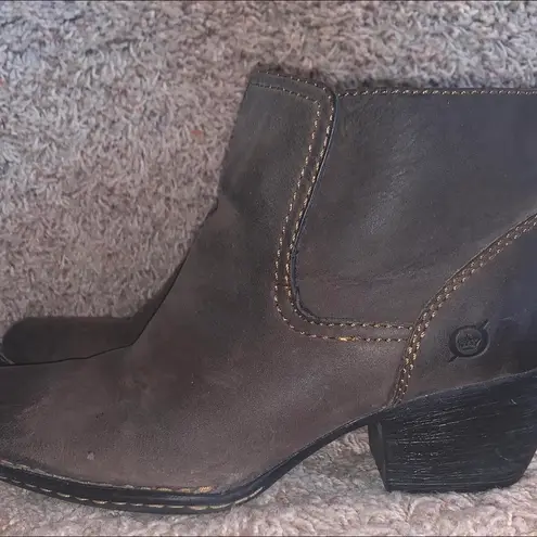 Born Shoes Born Leather Gray Ankle Boots 