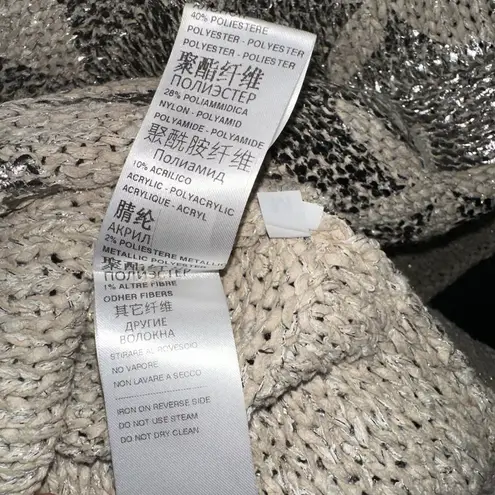 D. EXTERIOR Made in Italy Silver Metallic Floral Sparkle Knit Top Sweater Size M Size M