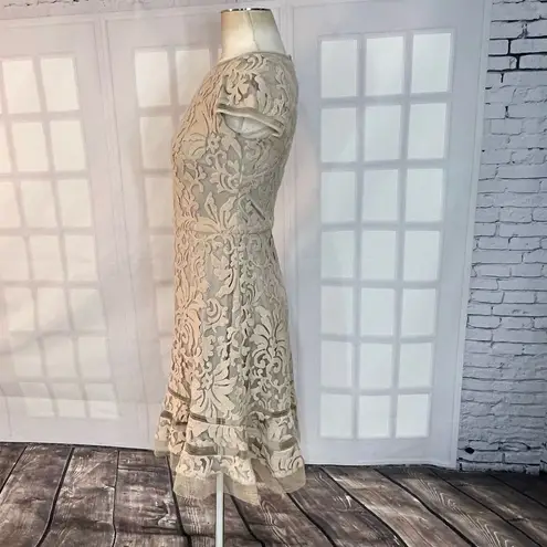 Tadashi Shoji Cap Sleeve Laced Ivory Nude Fit & Flare Cocktail Party Dress Sz 4