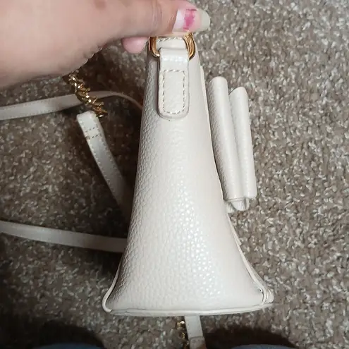 Grossi cream bow front pebble leather mini crossbody purse Gold