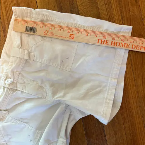 prAna  Womens Cargo Shorts Ivory Lightly Ribbed Sz 8, 4.5” Inseam EUC
