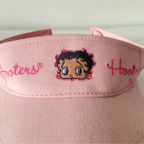 Hooters VINTAGE RARE Y2K 2002  Girl Betty Boop Visor Cap