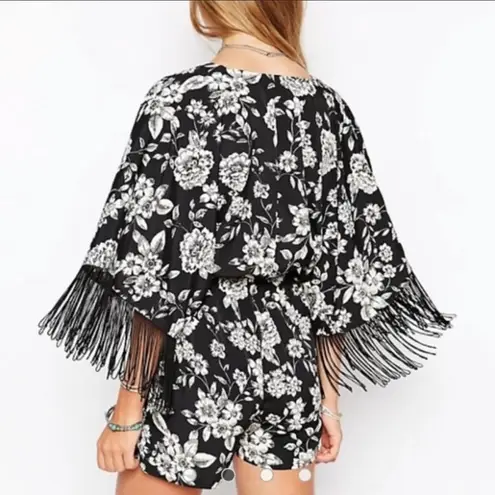 ASOS NWT  black floral fringe deep v romper - Image 3