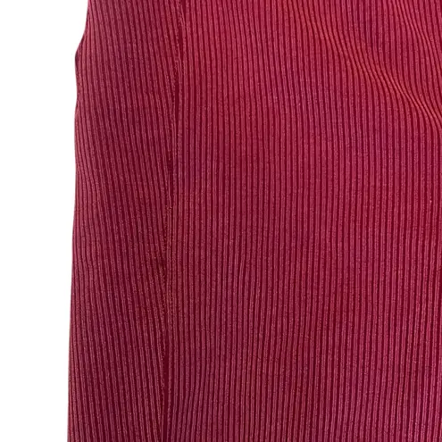 Lululemon  Brushed‎ Softstreme Ribbed Zip Flared Pant 32.5"
Pomegranate