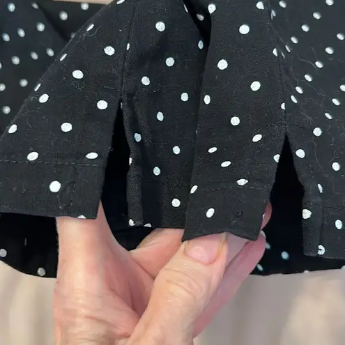 Apropos size 6 black and white polka dottedâankle length cropped pantsâEUC