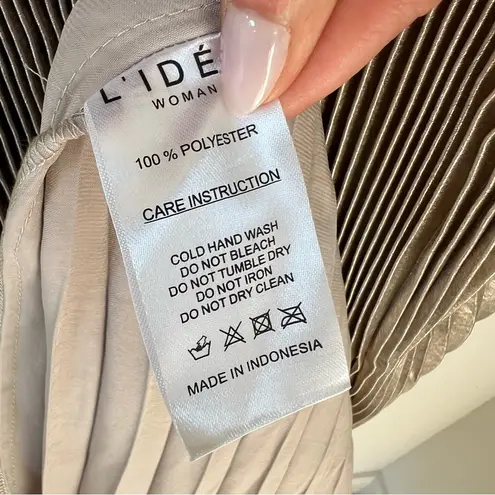 L'IDEE Opera Halter Cutout Pleated Maxi Gown in Gold Size 4