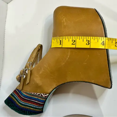 Taylor Says Hispanic Heritage Inspired Heelless Platform Light Brown Chili 7M Tan Size 7