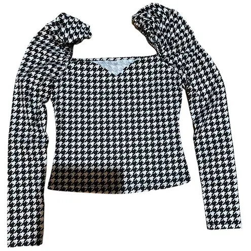 NWT women’s fashion puffy shoulder low top blouse size S