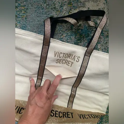 Victoria's Secret Victoria’s Secret large zip top logo glitter gym travel tote bag