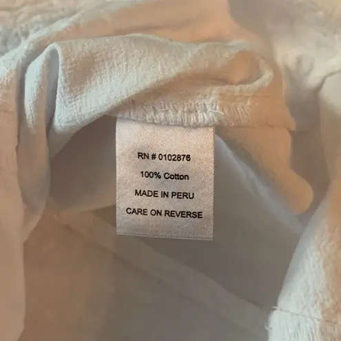 Novica womens small white Lilly of the Incas button front blouse was embroidered