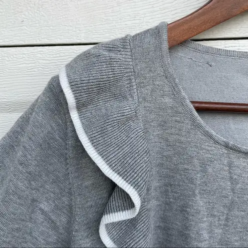 Carmen Marc Valvo Sweater Gray Grey White Ruffle Plus Size 2X