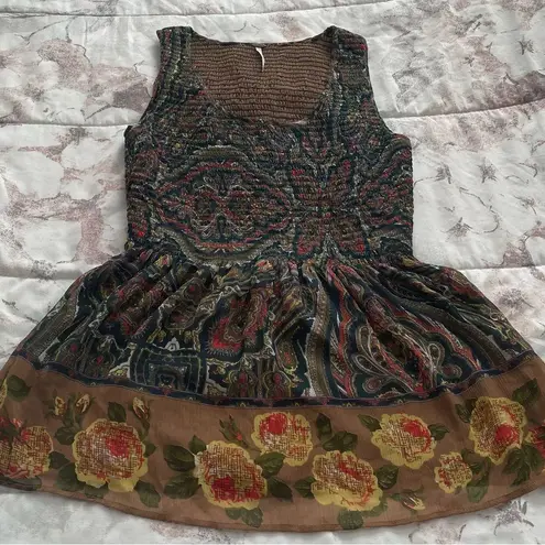 Free People  brown floral smocked fit & flare lined blouse, size XS bohemian