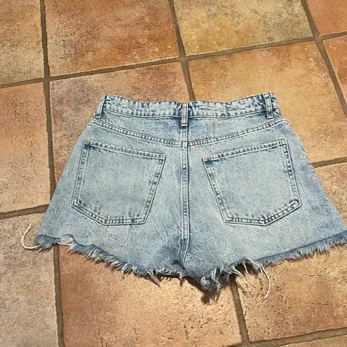 ZARA  high rise distressed denim shorts