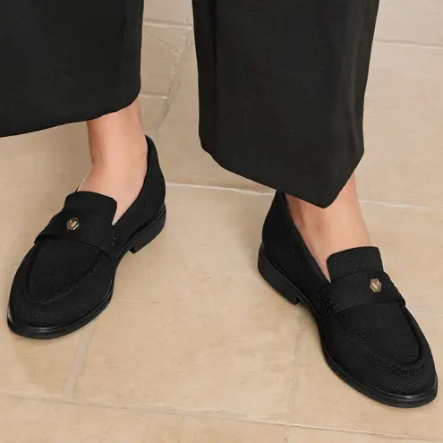 Vivaia Liana Classic Penny Loafers Old Money Minimalist Black Comfort 7
