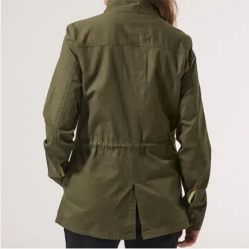 Pact Organic Cotton Woven Field Jacket in Grape Leaf Size Small