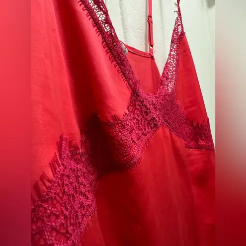 Simone Perele Lace Trim Satin Babydoll Slip Dress in Two Tone Red Small Paris