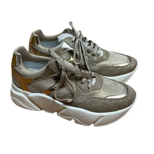 NWOT Voile Blanche Platform Monster Sneakers Sz. 40 (US 10) Gold