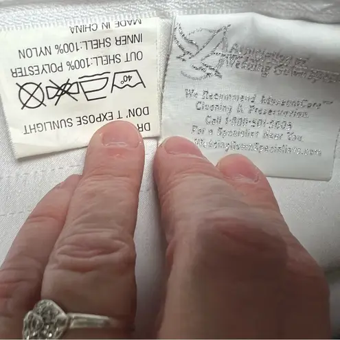 Elegant New Vintage Y2K Imperial White Strapless Organza Wedding Gown! Size 14