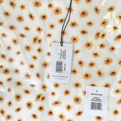 We Wore What New Daisy Print Floral Mini Slip Skirt Ivory Multi Size Small
