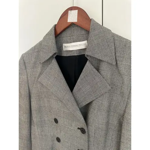 Vintage 90s Cropped Blazer Structured Minimalist Jacket Sharp Shoulders SZ 2P Black