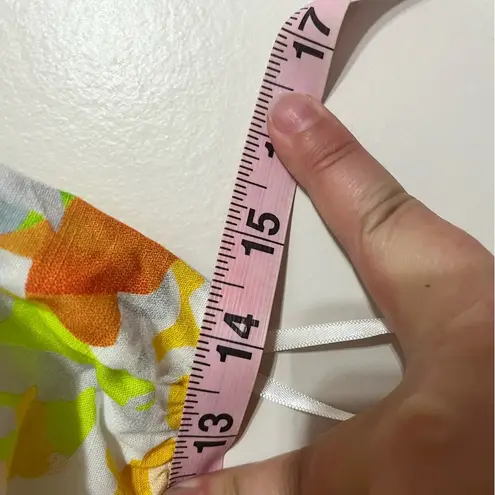 Hello Molly Women’s  Clouded Crop Top Floral‎ Print Size Medium