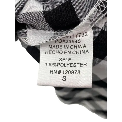 Entro  Black and Off White Gingham‎ Print Woven Top NWT Small Checker 3/4 Sleeve - Image 4