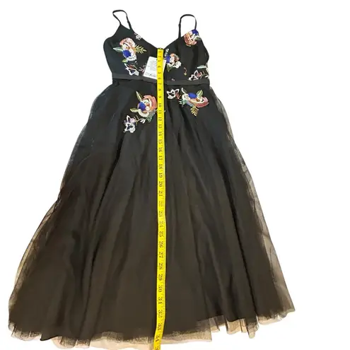 Little Mistress NWT - Petite Black Floral Dress - US Size 2