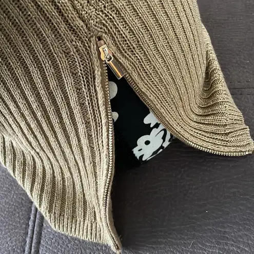 New York And Company Gold Color 3/4 Sleeve Sweater Size XS