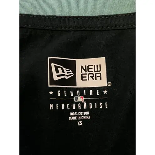 New York Yankees Shirt Womens XS Navy Blue MLB Baseball New Era V Neck Striped