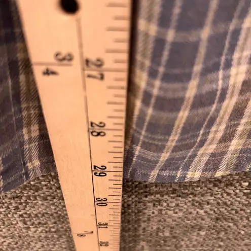 LL Bean Womens Flannel Shirt Size M Retro Plaid Button Down Cozy Fuzzy Comfy Blue Size M