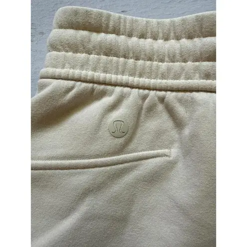 Lululemon Women's Cropped Beige Sweatpants Size 6