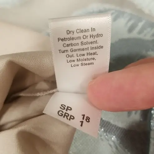 St. John ππ Formal High Waisted Jacquard Floral Embroidered Ball Skirt 10 NWOT