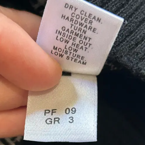 St. John Wool Blend Full Zip Shoulder pad Jacket Size Medium white black