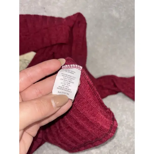 NWT Olivia Rae Top – Women's M Fitted Cropped