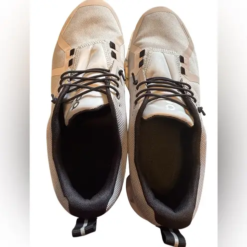 On women’s size 9 cloud 5 sneakers Black