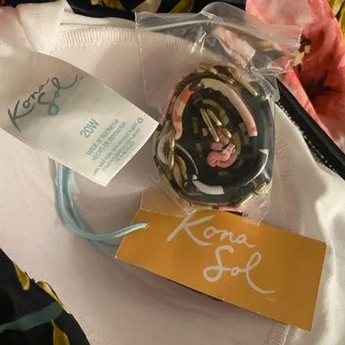 One Piece Women's Double Flounce Front Full Coverage Swimsuit - Kona Sol™